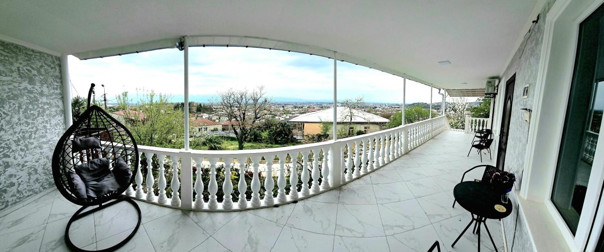 Hilltop Guest House كوتايسي المظهر الخارجي الصورة